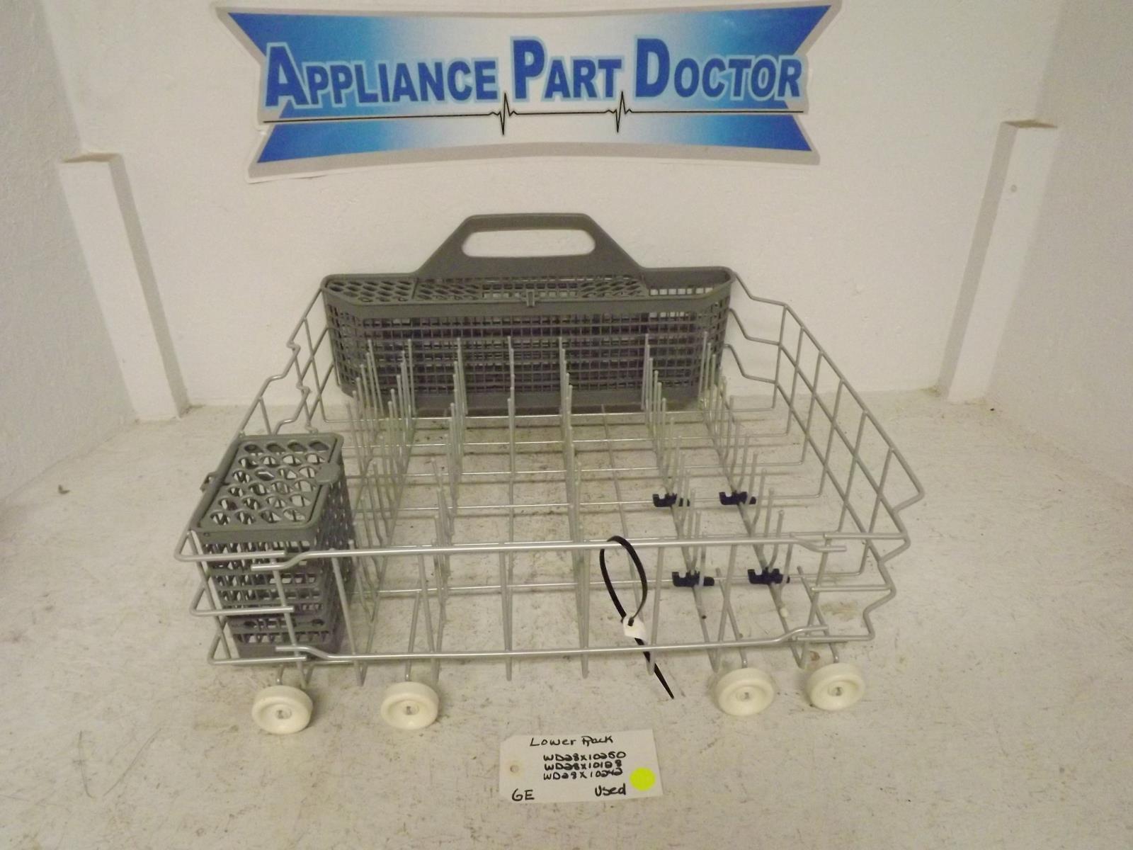 GE Dishwasher WD28X10250 WD28X10128 WD28X10242 Lower Rack Used GE Dishwasher WD28X10250 WD28X10128 WD28X10242 Lower Rack Used